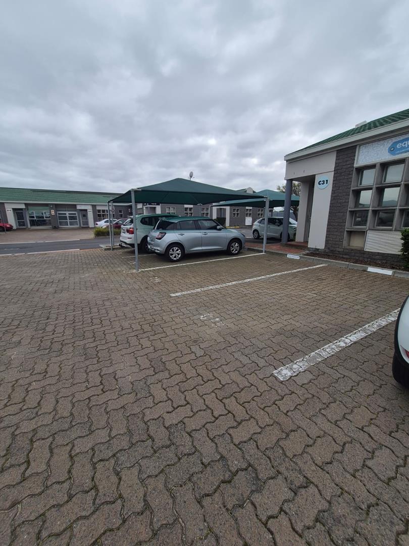 To Let Commercial Property for Rent in Pinelands Western Cape